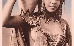 Women’s Beauty Captured 100  Years Ago In Vintage Postcards From 1900-1910