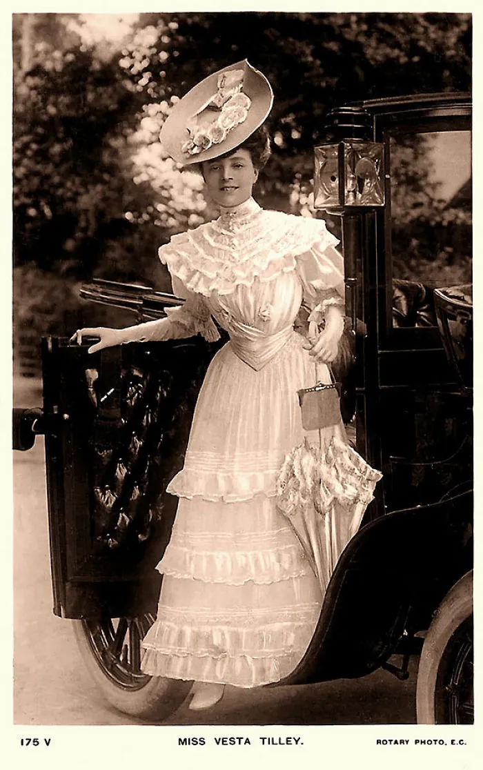 Matilda Alice Powles, An English Music Hall Performer