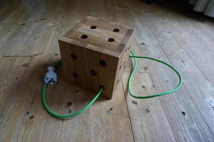 Wood Lamp