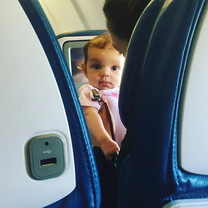 Things You Don't Wanna See On Your 9 Hour Flight