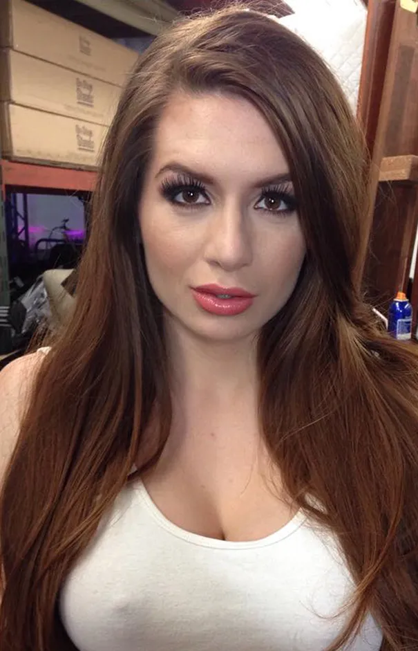 46 Before-And-After Pics Reveal The Power Of Makeup By Melissa Murphy