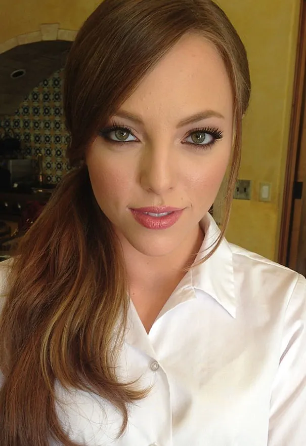 46 Before-And-After Pics Reveal The Power Of Makeup By Melissa Murphy