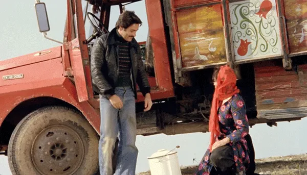 Stills From Old Turkish Movies Become Alive In These Cinemagraphs