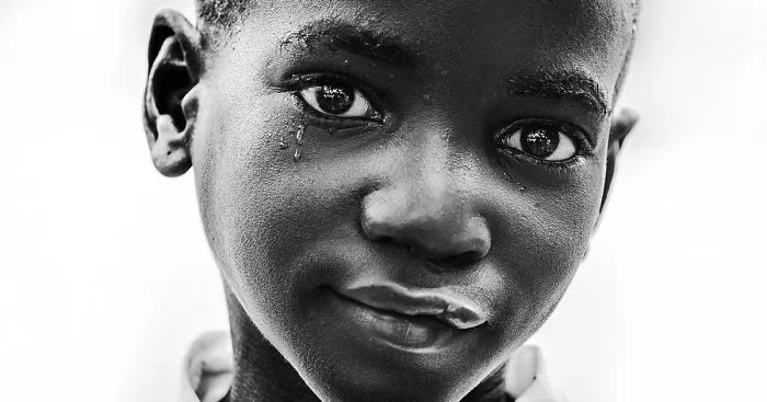 I Spent A Month Documenting Everyday Lives Of Tanzanian Children While Building A Library For Them