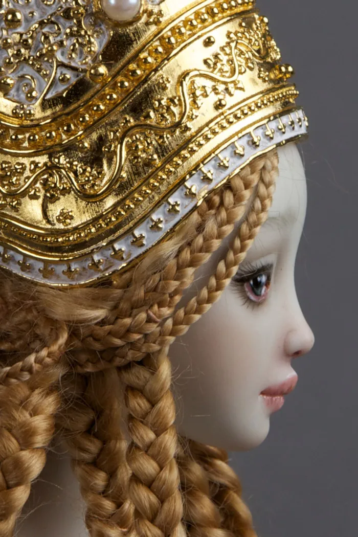 Creepily Realistic NSFW Porcelain Dolls By Russian Artist