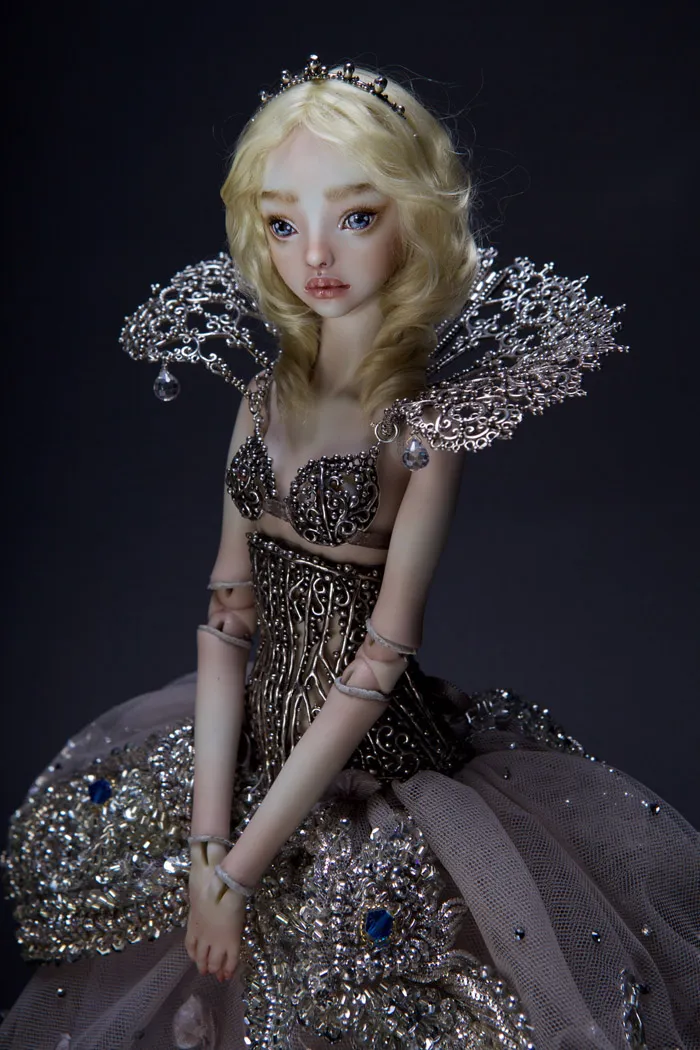 Creepily Realistic NSFW Porcelain Dolls By Russian Artist