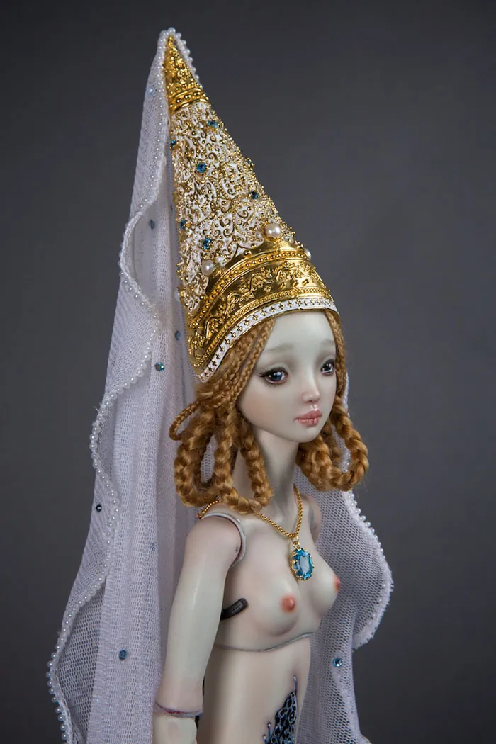 Creepily Realistic NSFW Porcelain Dolls By Russian Artist