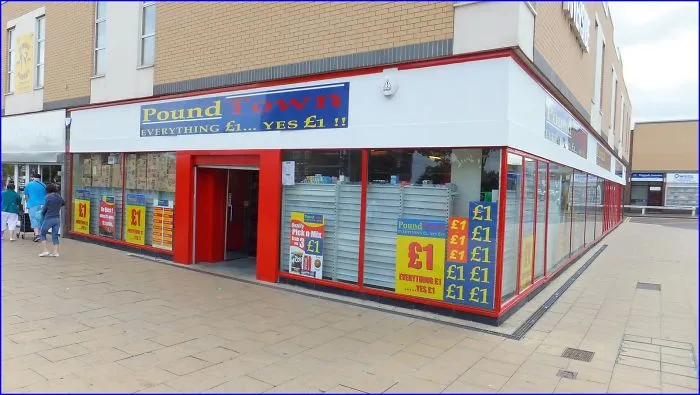 Shop sign ‘Pound Town’