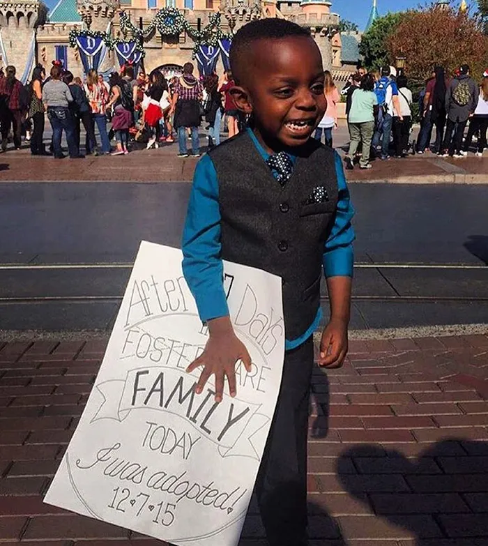 70 Heartwarming Pics Of Children Who Were Just Adopted