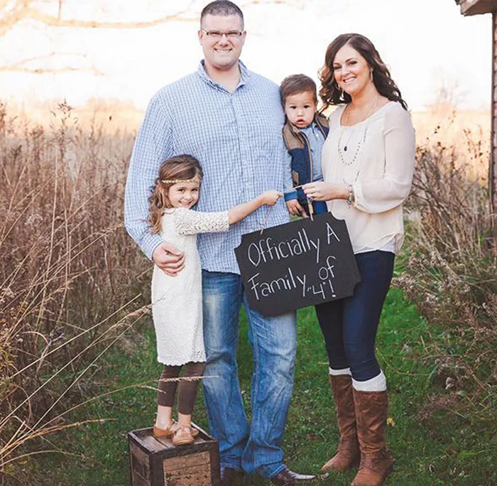 70 Heartwarming Pics Of Children Who Were Just Adopted