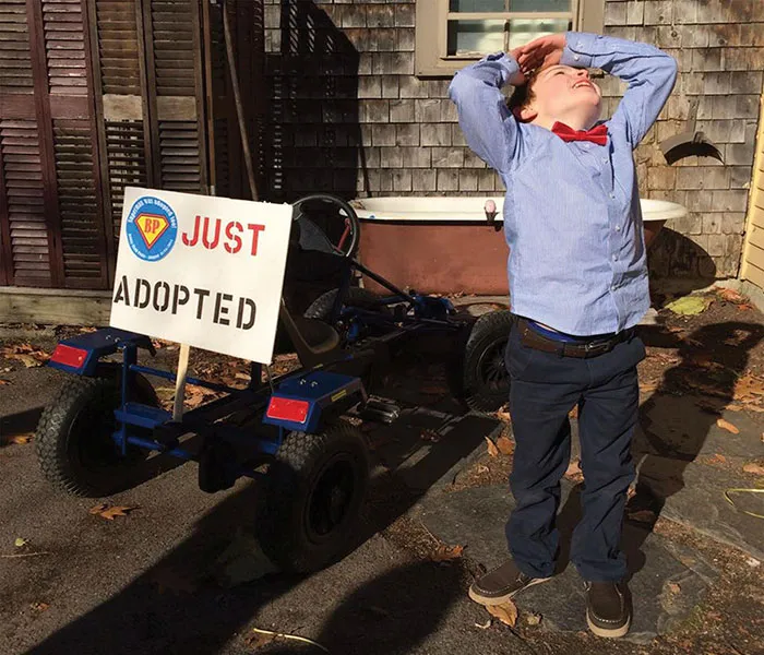 70 Heartwarming Pics Of Children Who Were Just Adopted