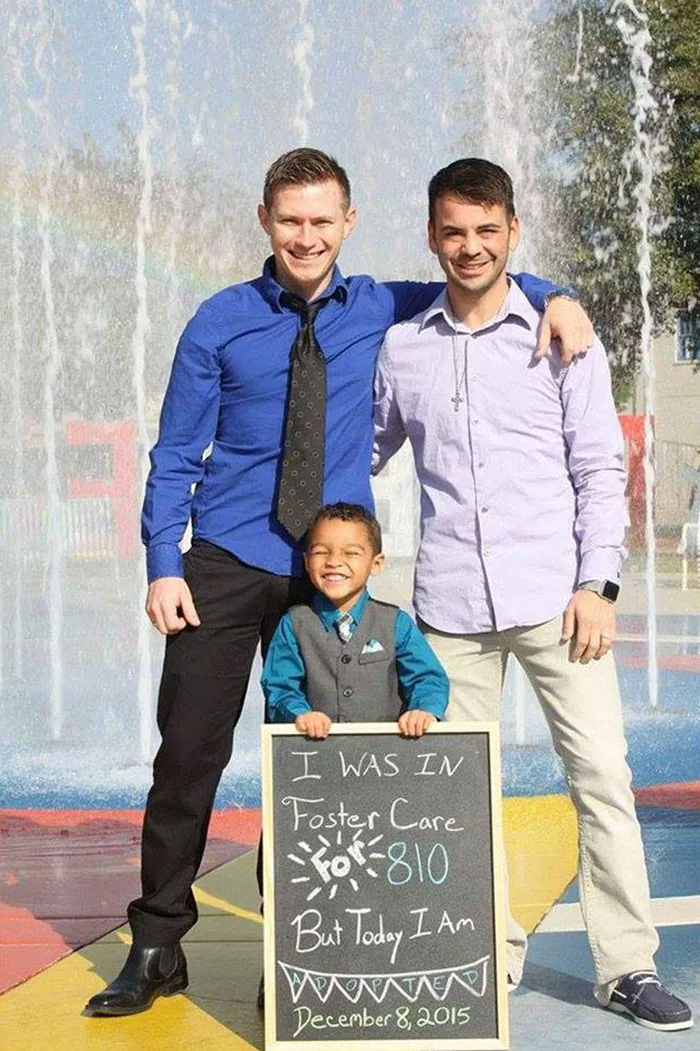 70 Heartwarming Pics Of Children Who Were Just Adopted