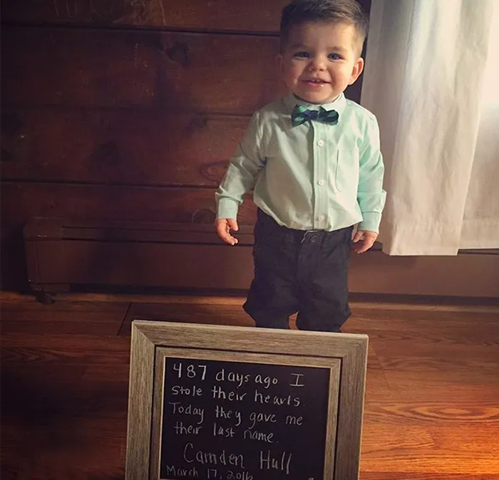 70 Heartwarming Pics Of Children Who Were Just Adopted