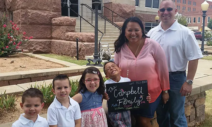 70 Heartwarming Pics Of Children Who Were Just Adopted