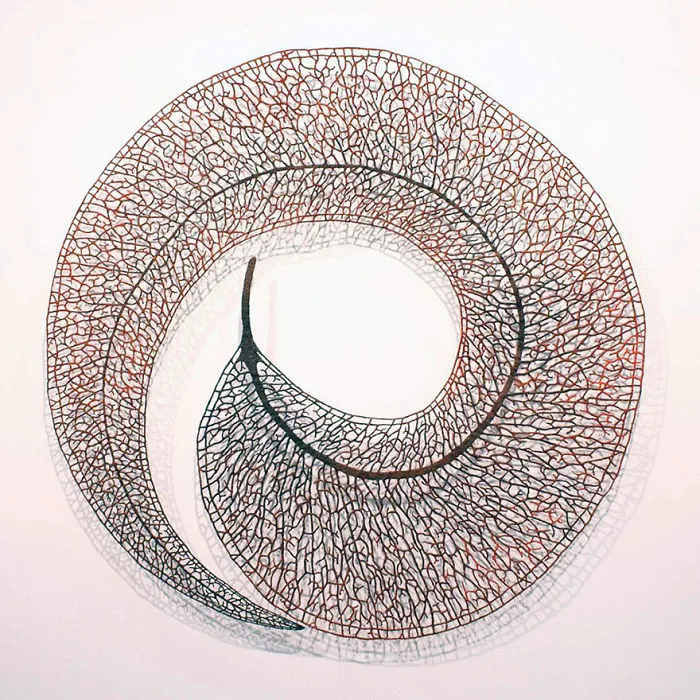 Artist Meredith Woolnough Uses Home Sewing Machine To Capture Nature’s Most Delicate Forms With Embroidery