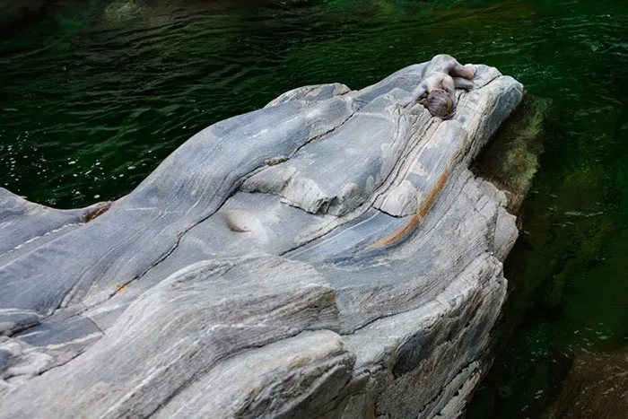 Can You Find The Artist In These Pictures? (40 Pics)