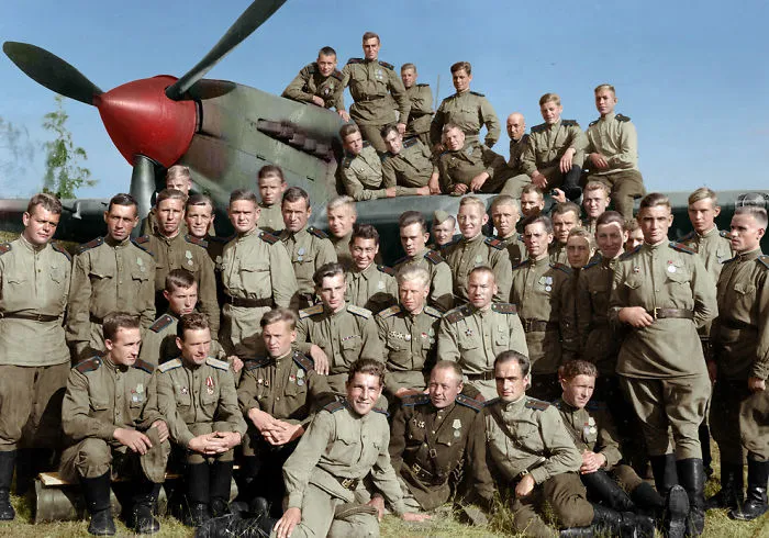 Pilots And Air-gunners Of The 566th Assault Aviation Regiment, 1944