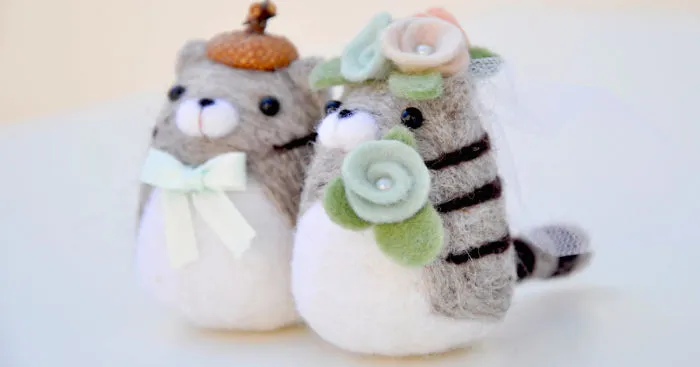 The Perfect Wedding Cake Toppers For The Animal Lovers