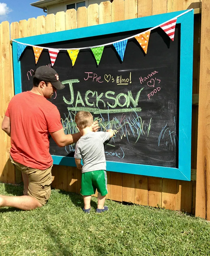 Blackboard Fence Decor