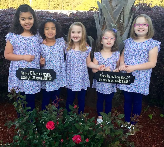 70 Heartwarming Pics Of Children Who Were Just Adopted