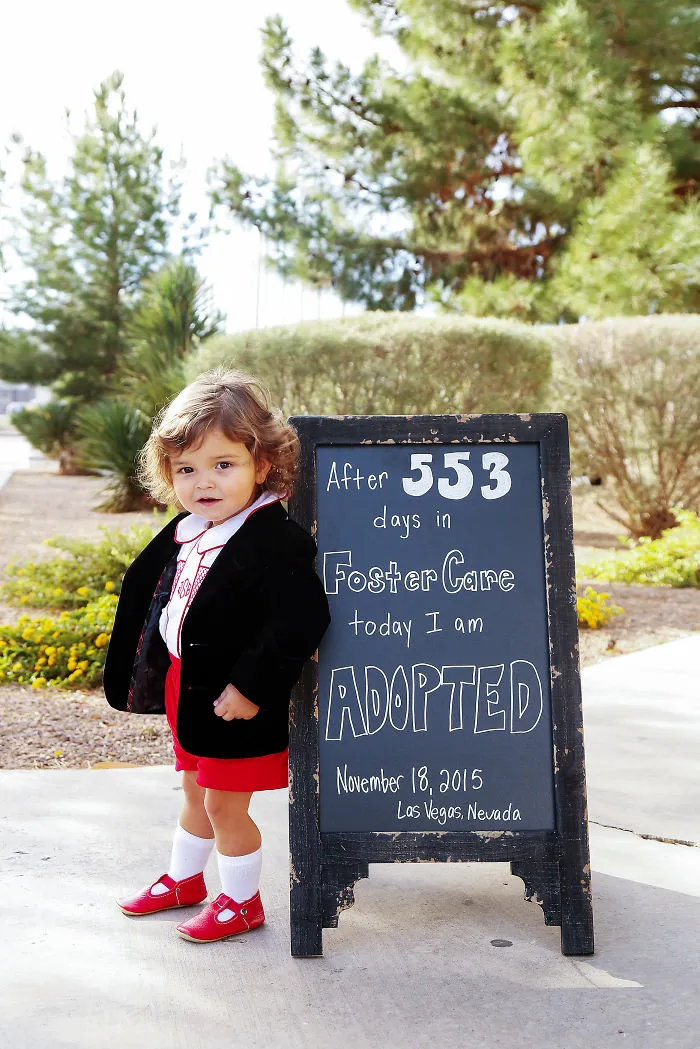 70 Heartwarming Pics Of Children Who Were Just Adopted