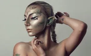 Artist Transforms Herself Into Different Characters Using Only Makeup