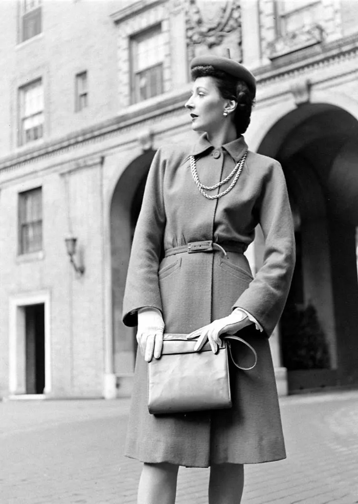 Women In 1940-1950s In Black And White Photos By Nina Leen