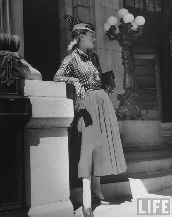 Women In 1940-1950s In Black And White Photos By Nina Leen