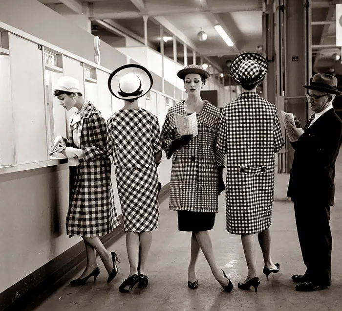 Women In 1940-1950s In Black And White Photos By Nina Leen
