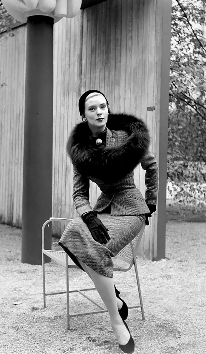 Women In 1940-1950s In Black And White Photos By Nina Leen