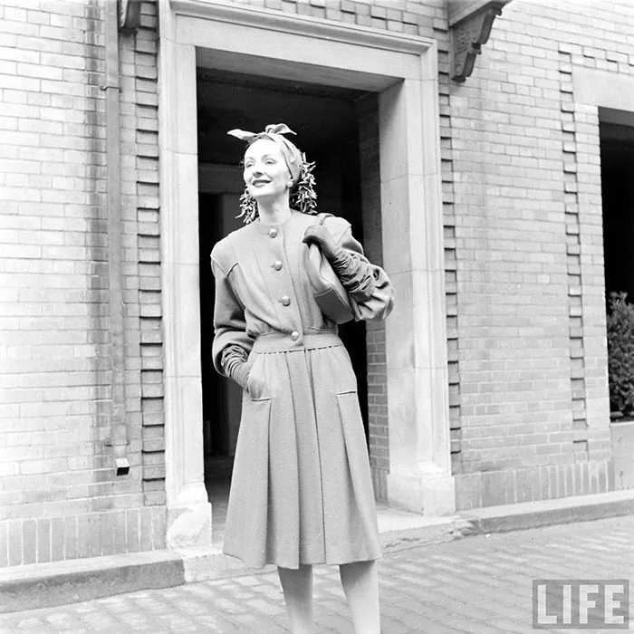 Women In 1940-1950s In Black And White Photos By Nina Leen