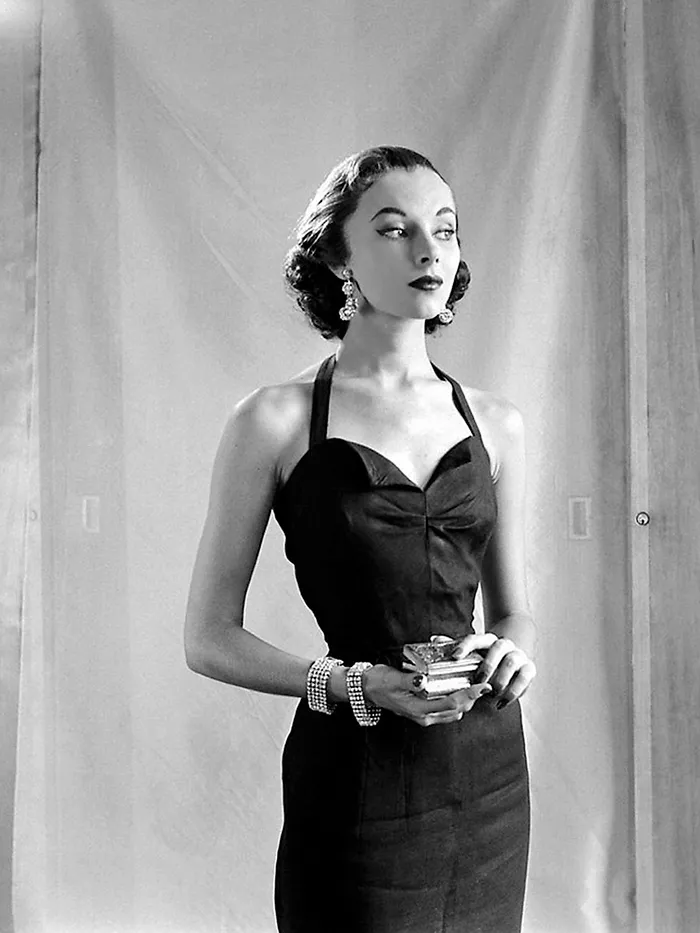 Women In 1940-1950s In Black And White Photos By Nina Leen