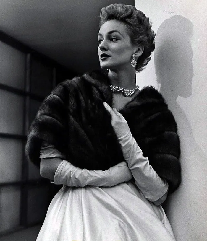 Women In 1940-1950s In Black And White Photos By Nina Leen