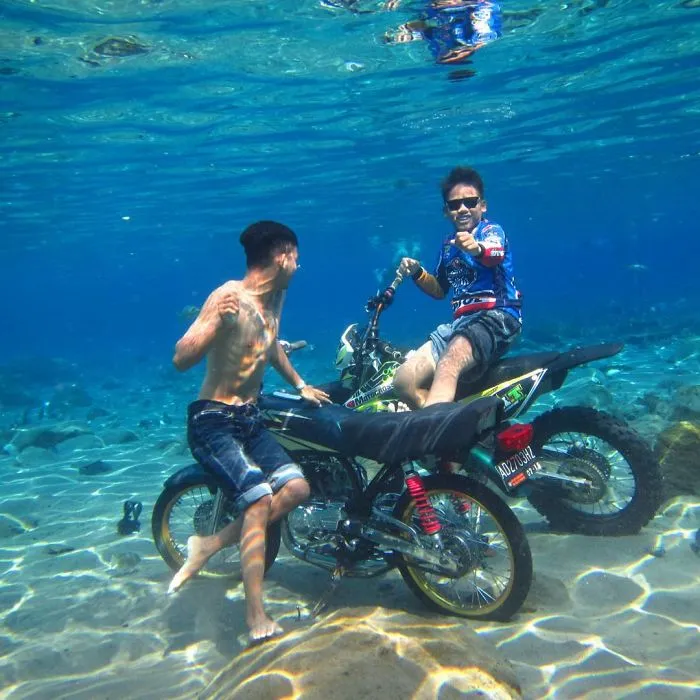 Go Down With Your Motorcycle In This Pool