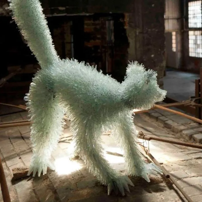 This Incredible Artist Turns Small Glass Shards Into Animal Sculptures