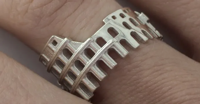 I Create Wearable Cityscapes With A Piece Of City Spirit
