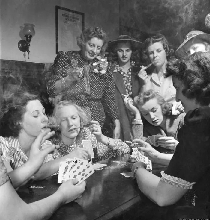 Women In 1940-1950s In Black And White Photos By Nina Leen