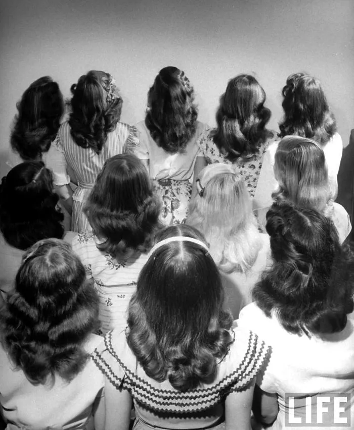 Women In 1940-1950s In Black And White Photos By Nina Leen