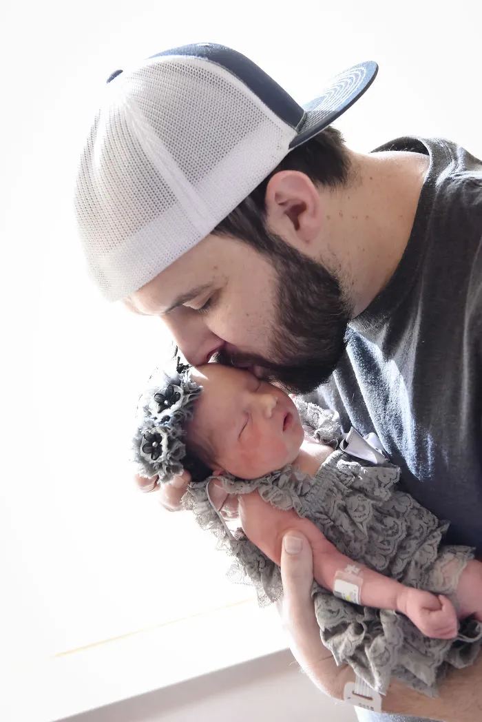 203 Dads With Their Babies Showing That Fatherhood Brings Out The Best In Men