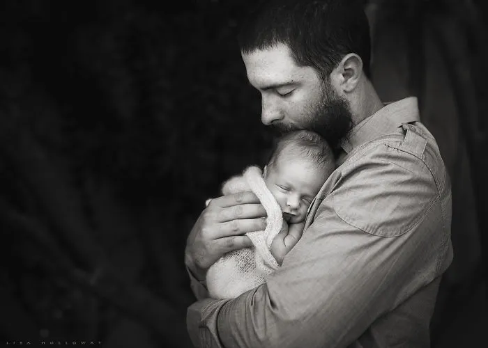203 Dads With Their Babies Showing That Fatherhood Brings Out The Best In Men