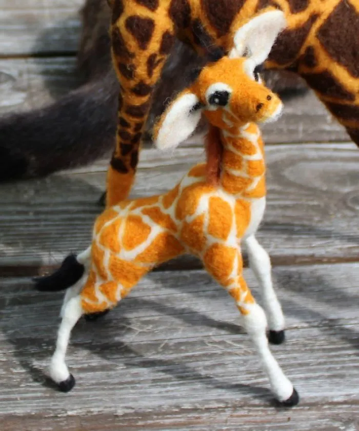 I Make Animals Out Of Wool And Wire!