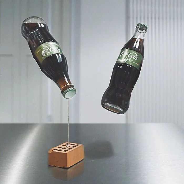 I Freeze Time In 'Kitchensuspension'