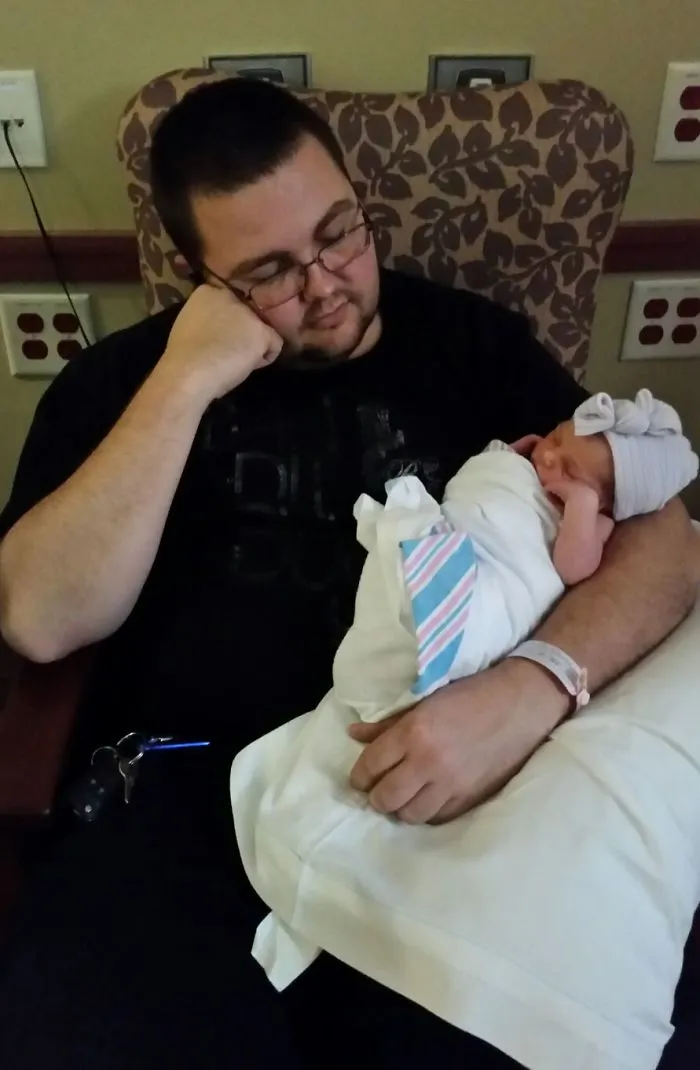 203 Dads With Their Babies Showing That Fatherhood Brings Out The Best In Men