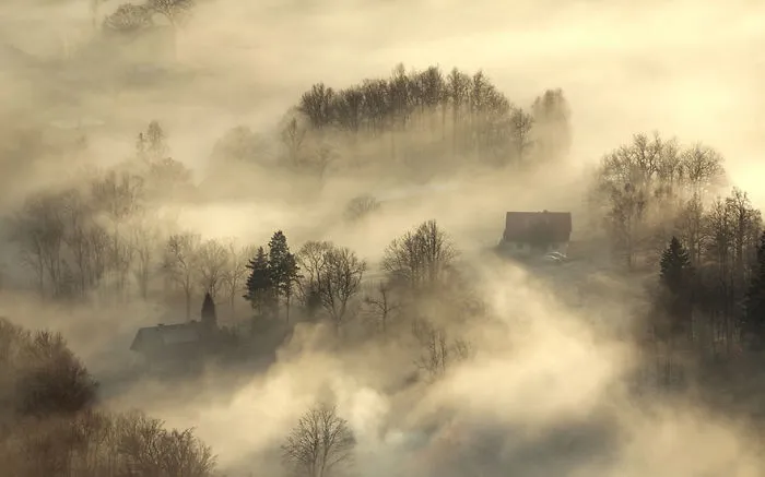 47 Lonely Little Houses To Get Away From This World