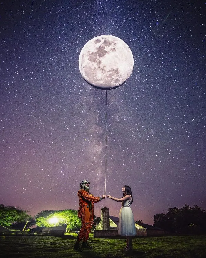 Fiancé Said I Only Get One Engagement Picture In My Spacesuit And I Said That's All I Need!