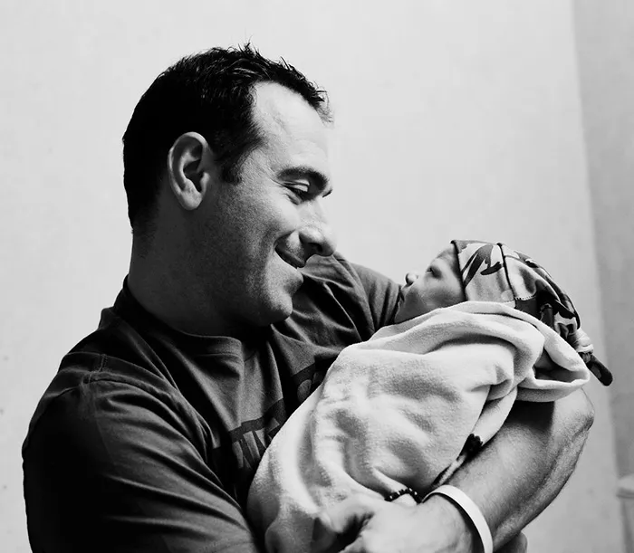 203 Dads With Their Babies Showing That Fatherhood Brings Out The Best In Men
