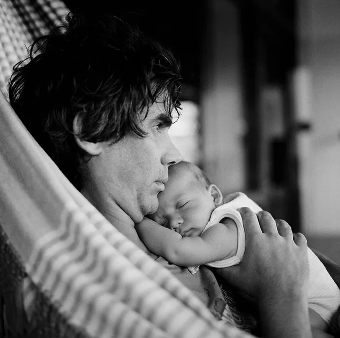 203 Dads With Their Babies Showing That Fatherhood Brings Out The Best In Men