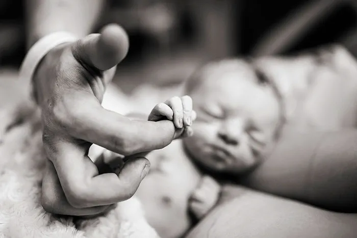 203 Dads With Their Babies Showing That Fatherhood Brings Out The Best In Men