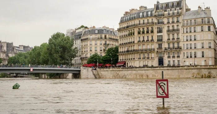 I Photographed Paris Floods That Changed Our Everyday Lives