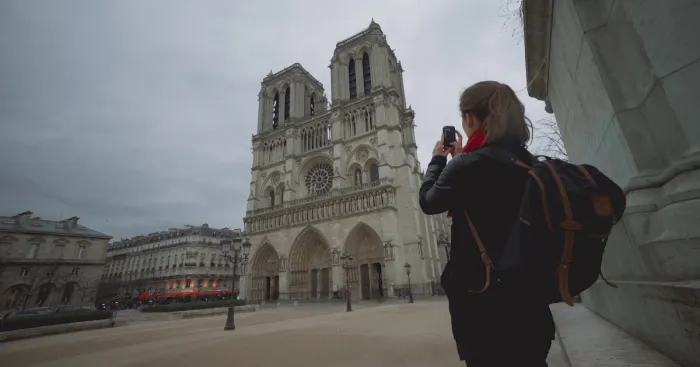 I Spent 2 Months Erasing Everyone From The Streets Of Paris